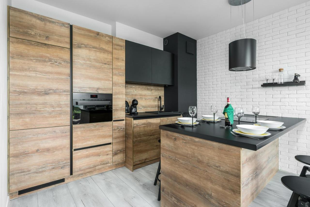 Exclusive Apartment With Terrace By Renters 포즈난 외부 사진